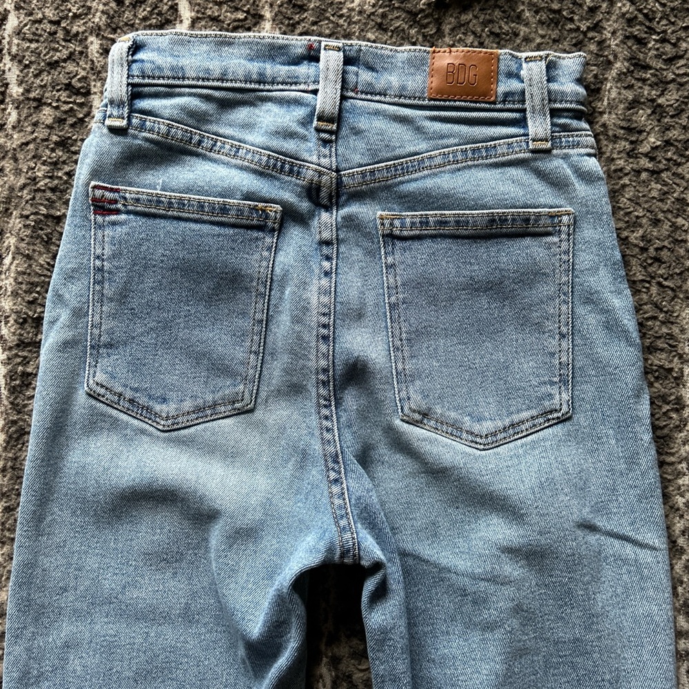 Girlfriend High-Rise Jeans